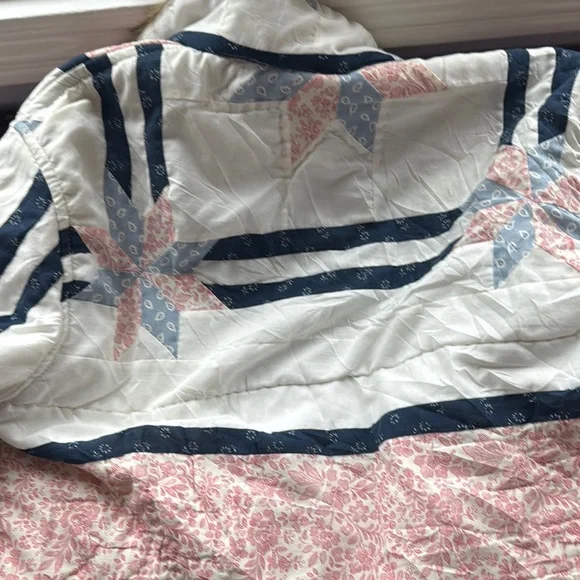 Quilted Jacket with Faux Fur Collar - Picture 7 of 8